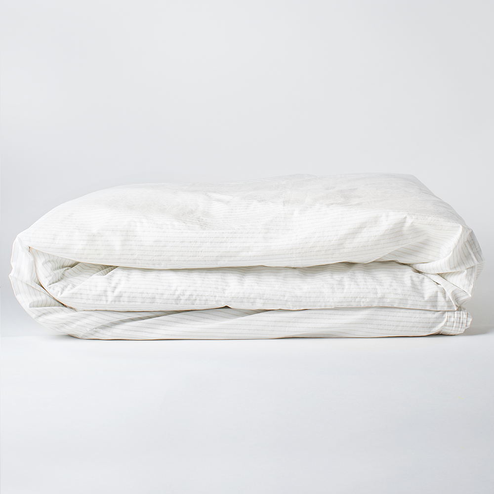 The Crisp duvet cover - pinstripe (chalk/clay)