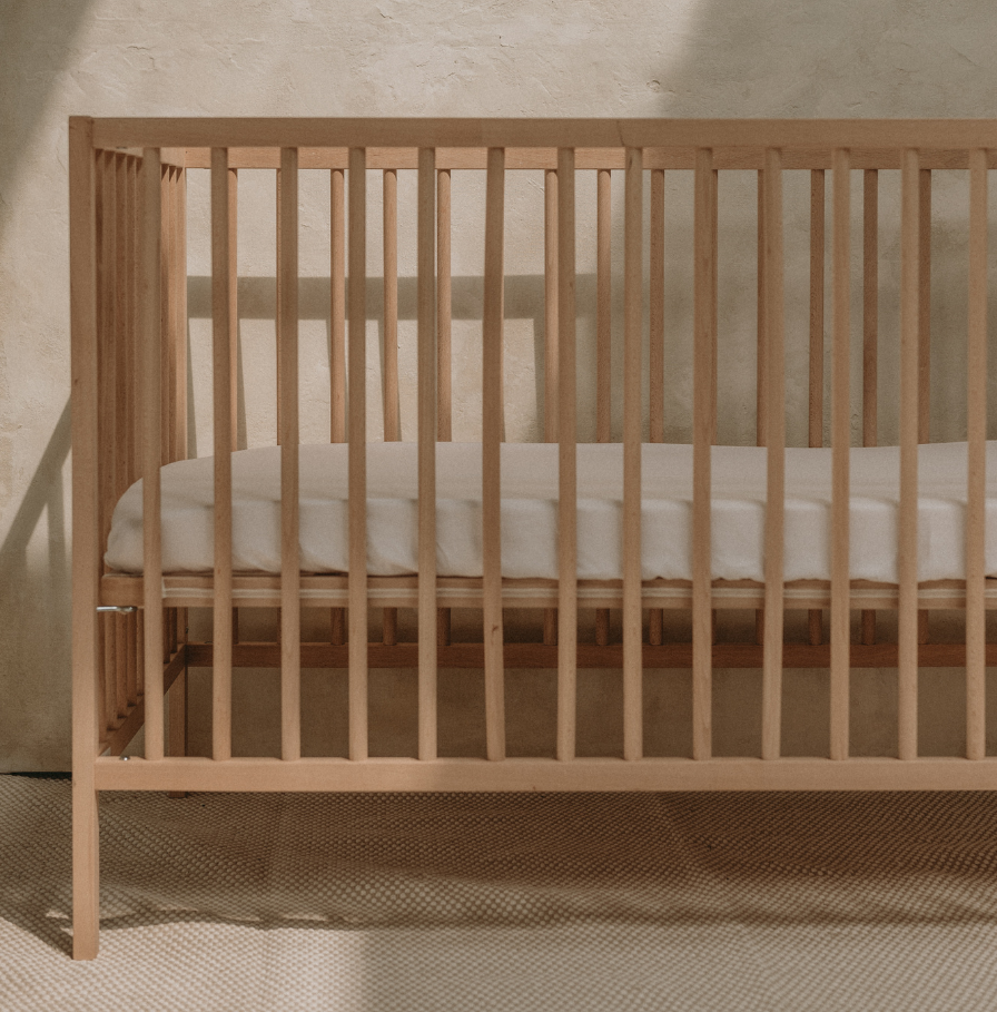 The Classic - crib sheet set - breathable and cool bedding