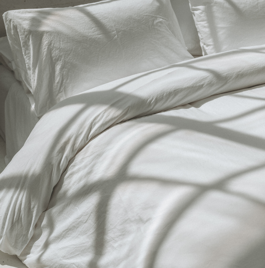 The Crisp duvet cover on bed - Chalk - cotton percale bedding